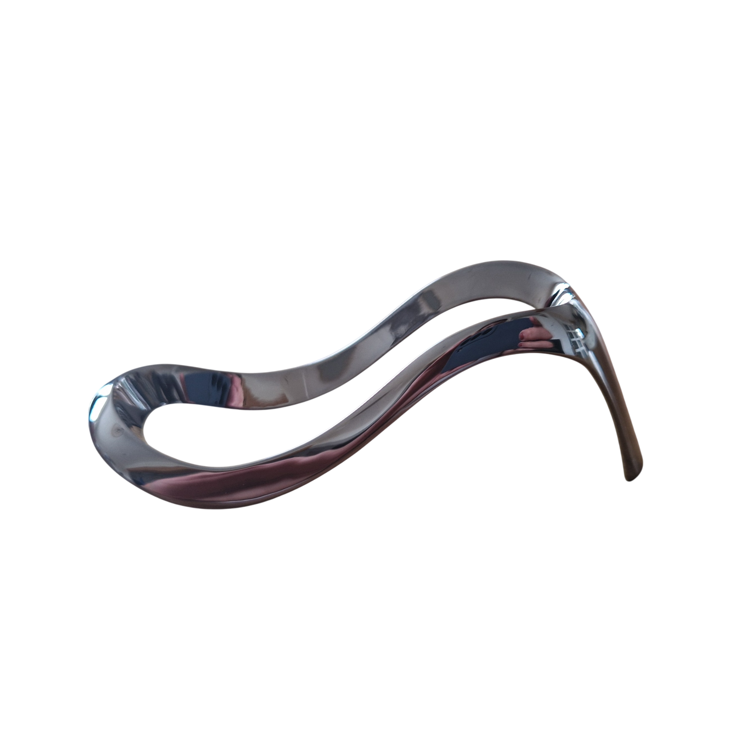 Glossy Chrome Pipe Stand