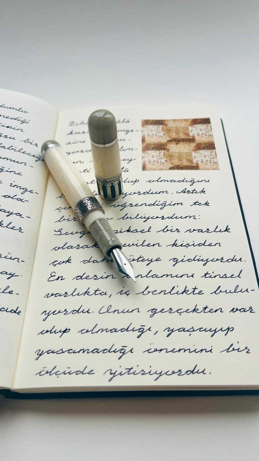 Acryl-Stange - Ø16 - L25 cm - Roh - Avorio venato - Pfeifenecke