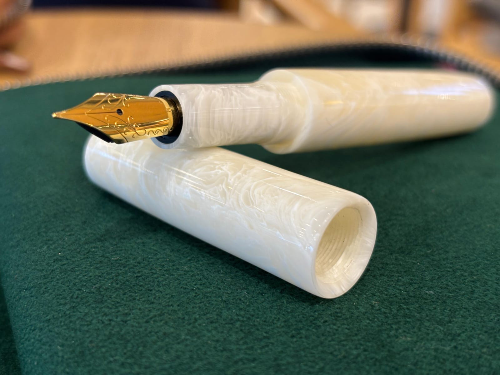 Acryl-Stange - Ø20 - L25 cm - Roh - Avorio venato - Pfeifenecke